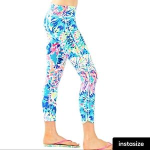 Lilly Pulitzer Cropped Leggings